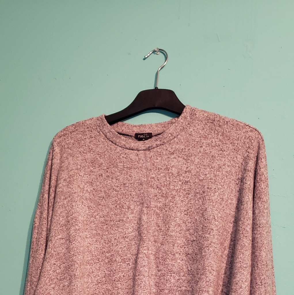 Flowy Cropped Pullover
